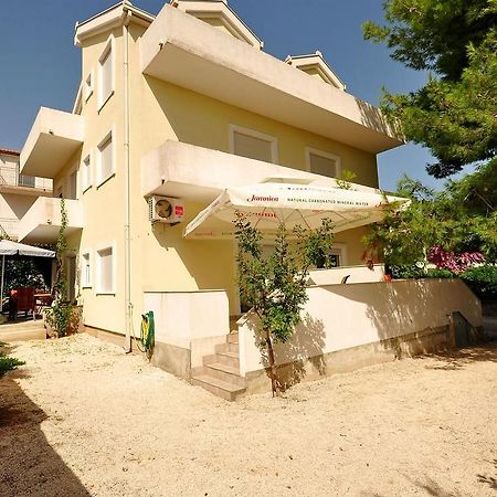 Apartments Blazenka Trogir Exterior photo